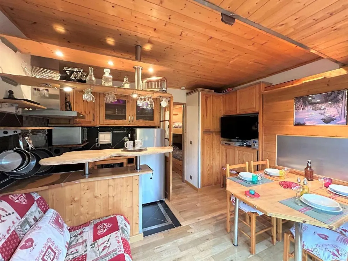Studio 4 Pers, Proximite Commerces Et Pistes, Parking, Terrasse Ouest, Piscine L'Ete - Meribel - Fr-1-180-608 Les Allues Appartement